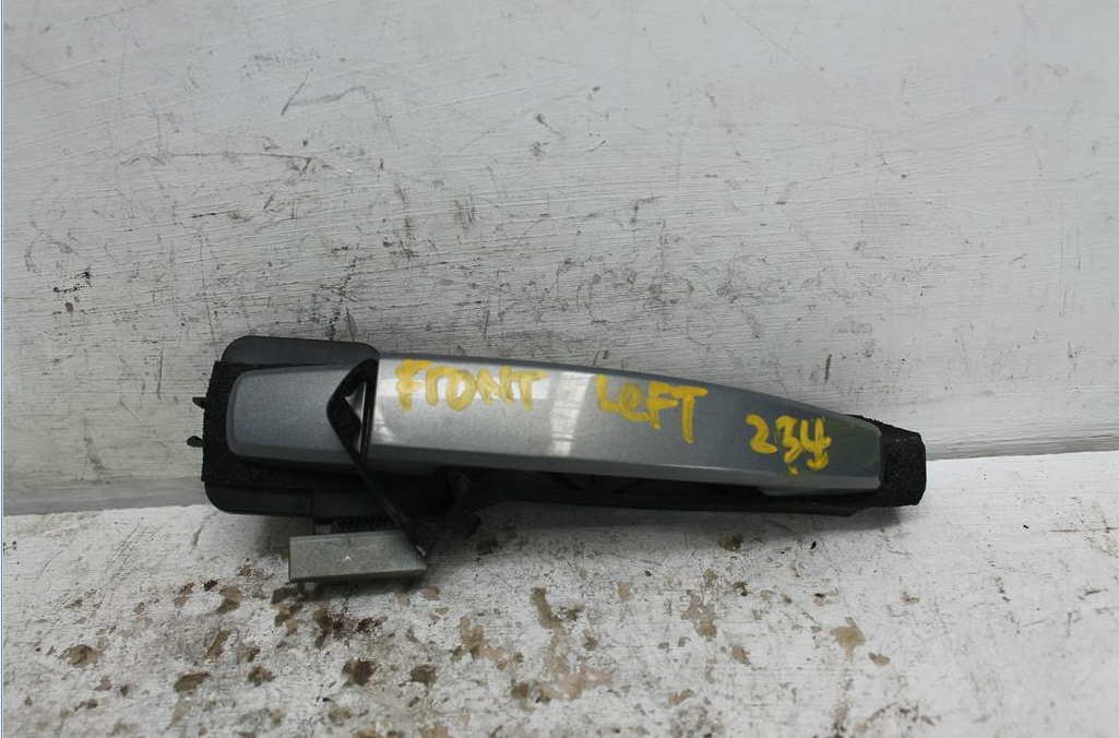 Used Holden, Captiva Door Handle Outer Lh Front Cg Primed Captiva 7 (4Th Vin = C) Non Keyless Entry Type 11/09 12/13 2013 – image 1 - All Good Parts
