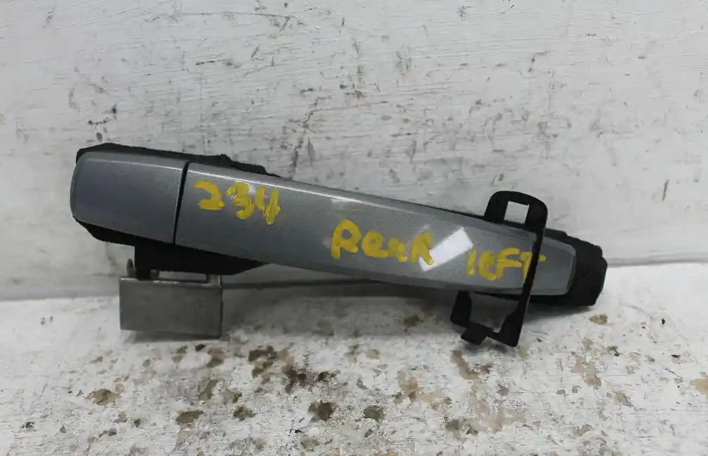 Used Holden, Captiva Door Handle Outer Lh Rear Cg Primed Captiva 7 (4Th Vin = C) Non Keyless Entry Type 01/11 12/13 2013 – image 1 - All Good Parts