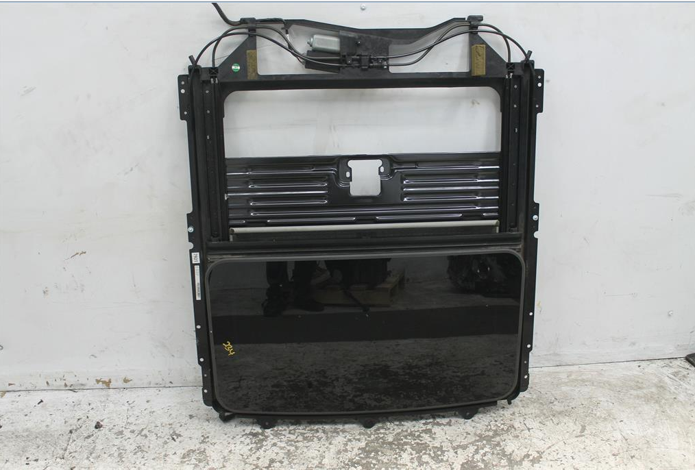 Used Holden, Captiva Roof Glass/Sunroof/T Cg 01/11 06/18 2013 – image 1 - All Good Parts