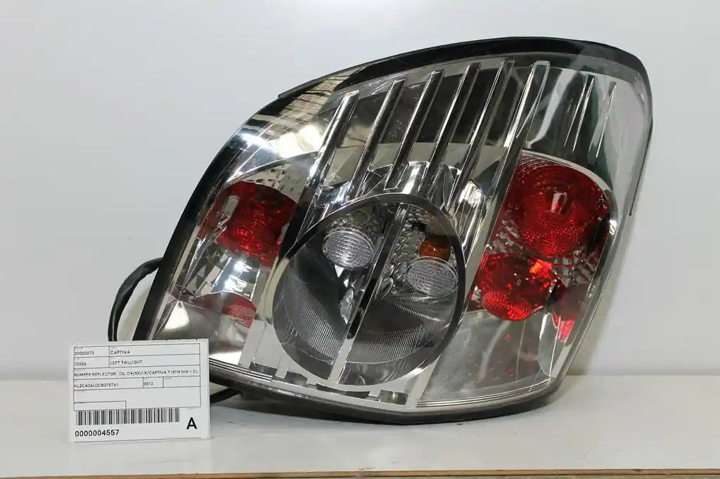 Used Holden, Captiva Left Taillight Bumper Reflector Cg Cx/Sx/Lx/Captiva 7 (4Th Vin = C) 09/06 12/13 2012 – image 1 - All Good Parts