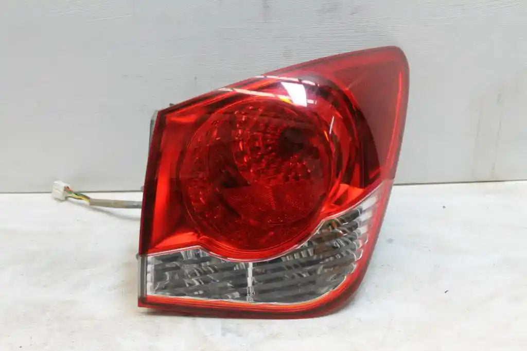 Used Holden, Cruze Right Taillight Jg/Jh Sedan 03/09 01/17 2016 – main images - All Good Parts