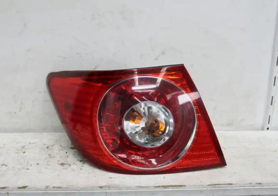 Used Holden, Epica Left Taillight Ep 02/07 07/08 2007 – main images - All Good Parts