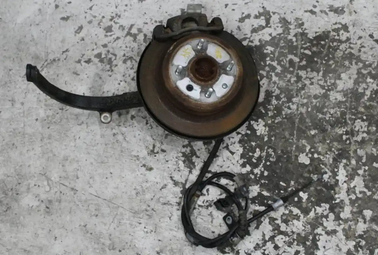 Used Holden, Epica Left Rear Hub Assembly Ep W/ Abs Sensor Type 02/07 12/11 2007 – main images - All Good Parts