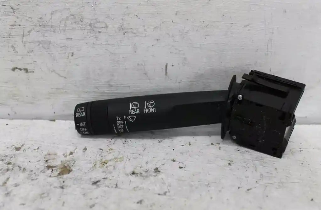 Used Holden, Trax Combination Switch Wiper Swtch Tj Series 08/13 12/20 2014 – image 1 - All Good Parts