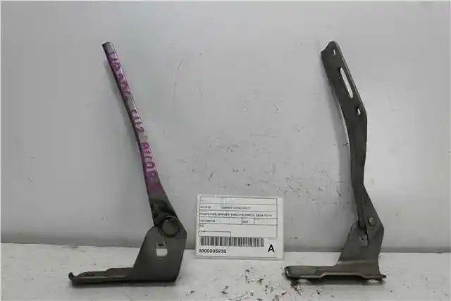 Used Honda, Accord Bonnet Hinge/Strut Hinges (Pair) 8Th Gen Euro (Vin Jhmcu) 06/08 12/15 2008 – image 1 - All Good Parts