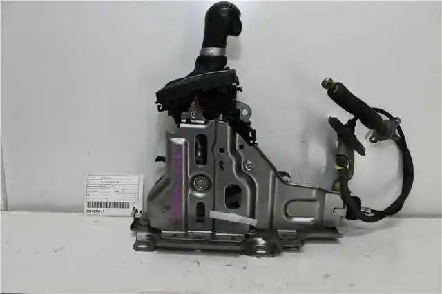 Used Honda, Accord Gear Stick/Shifter 8Th Generation 02/08 04/13 2008 – image 1 - All Good Parts