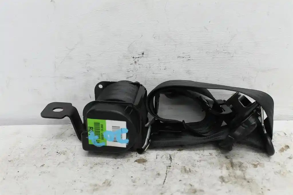 Used Hyundai, IX35 Seat Belt Lh Rear Seat Belt Only Lm Series 11/09 01/16 2010 – image 1 - All Good Parts