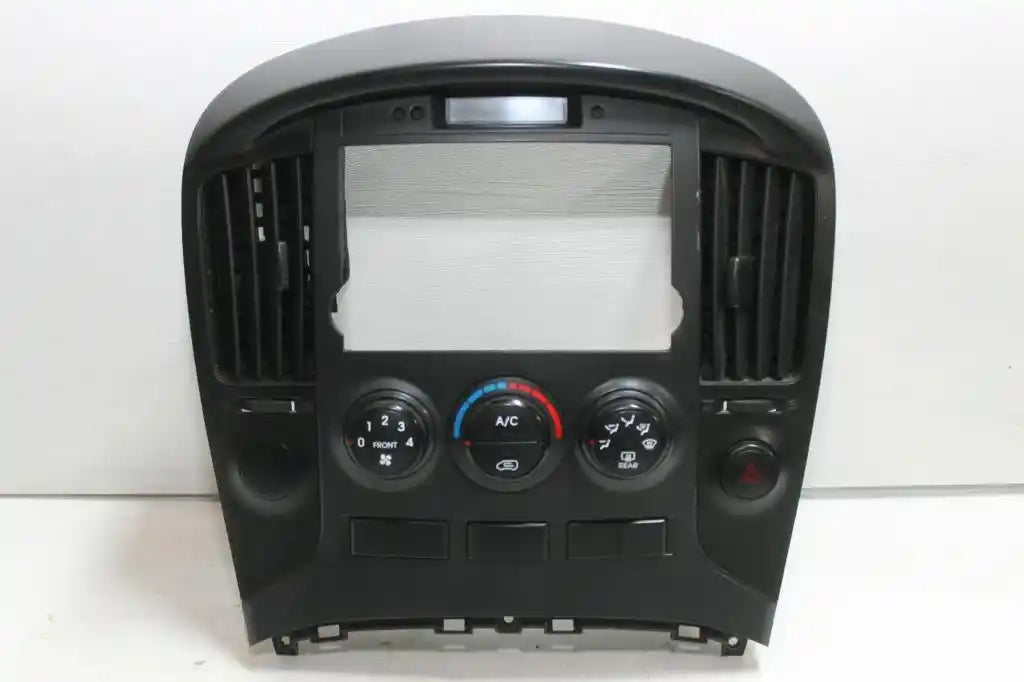 Used Hyundai, Iload/Imax Heater/Ac Controls Tq Iload 11/07 08/15 2011 – image 1 - All Good Parts