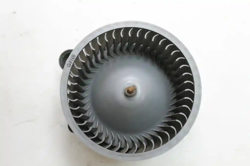 Used Hyundai, Iload/Imax Heater Fan Motor Front Tq 11/07 03/21 2011 – image 1 - All Good Parts