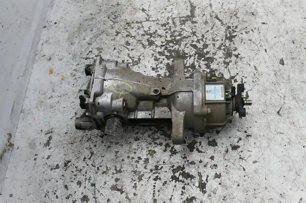 Used Hyundai, Santa Fe Differential Centre 2.2 Diesel Auto/Manual T/M Cm 09/09 06/12 2010 – image 1 - All Good Parts