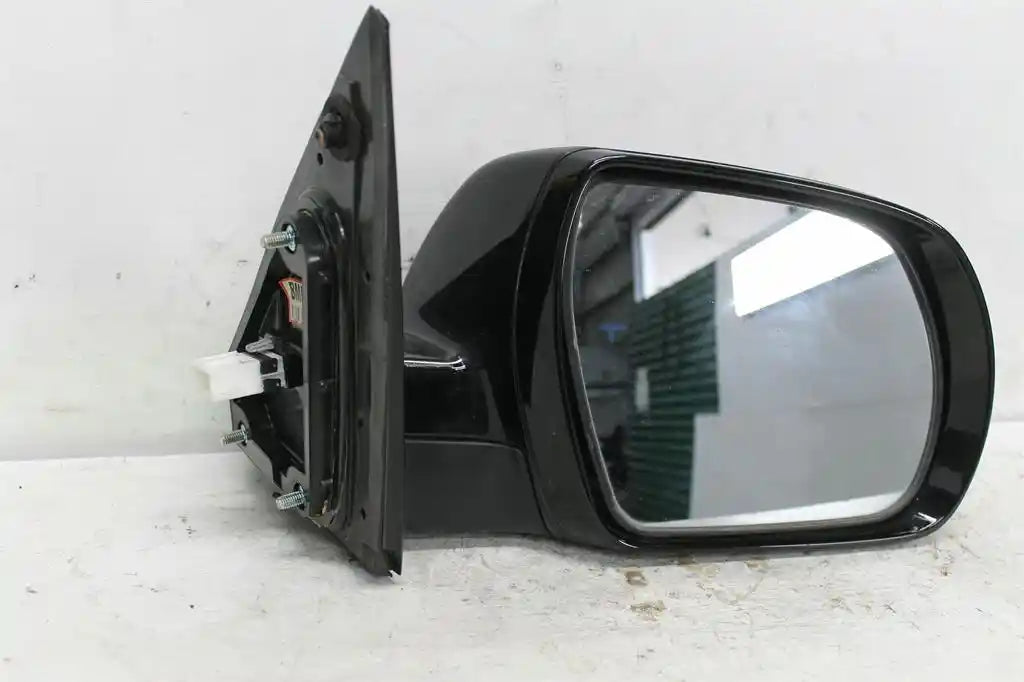 Used Hyundai, Santa Fe Right Door Mirror Cm Highlander W/ Flasher Auto Fold Type 11/05 06/12 2010 – image 1 - All Good Parts
