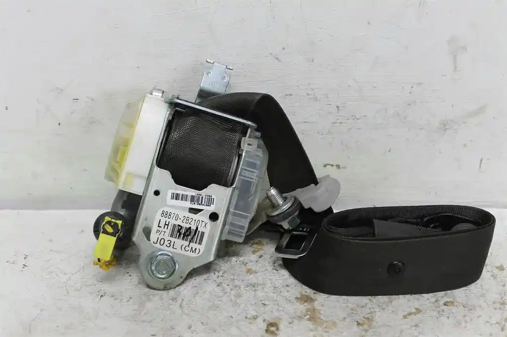 Used Hyundai, Santa Fe Seat Belt Lh Front Seat Belt Only Black Cm 04/08 06/12 2010 – image 1 - All Good Parts