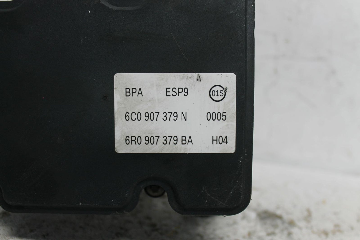 Used Volkswagen, Polo Abs Pump/Modulator 6R P/N 6R0907379Ba 05/14 09/17 2016 – image 2 - All Good Parts