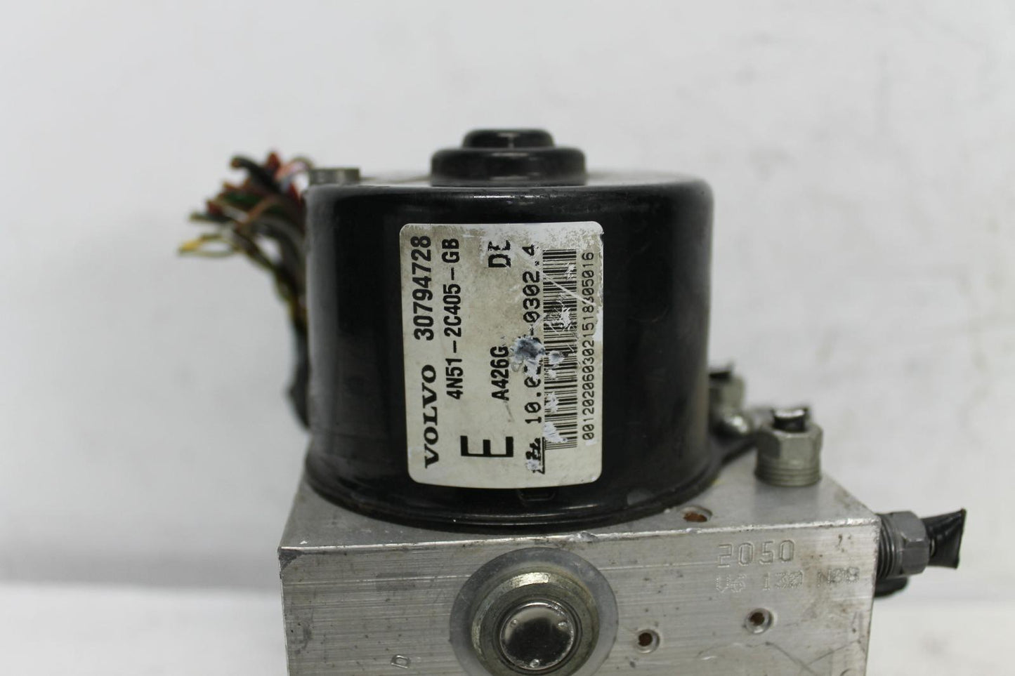 Used Volvo, S40 Abs Pump/Modulator S40 (Vin Yv1Ms...) Dstc Type 03/04 08/12 2009 – image 2 - All Good Parts