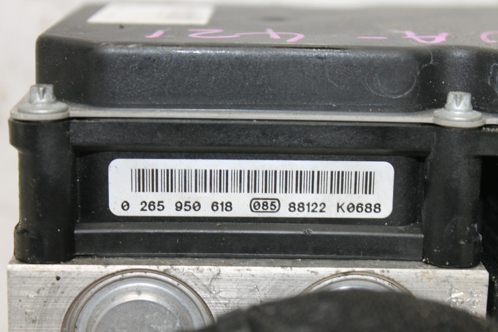 Used Mercedes, B Class Abs Pump/Modulator W245 On Alloy P/N A0064313812 11/05 02/12 2008 – image 2 - All Good Parts