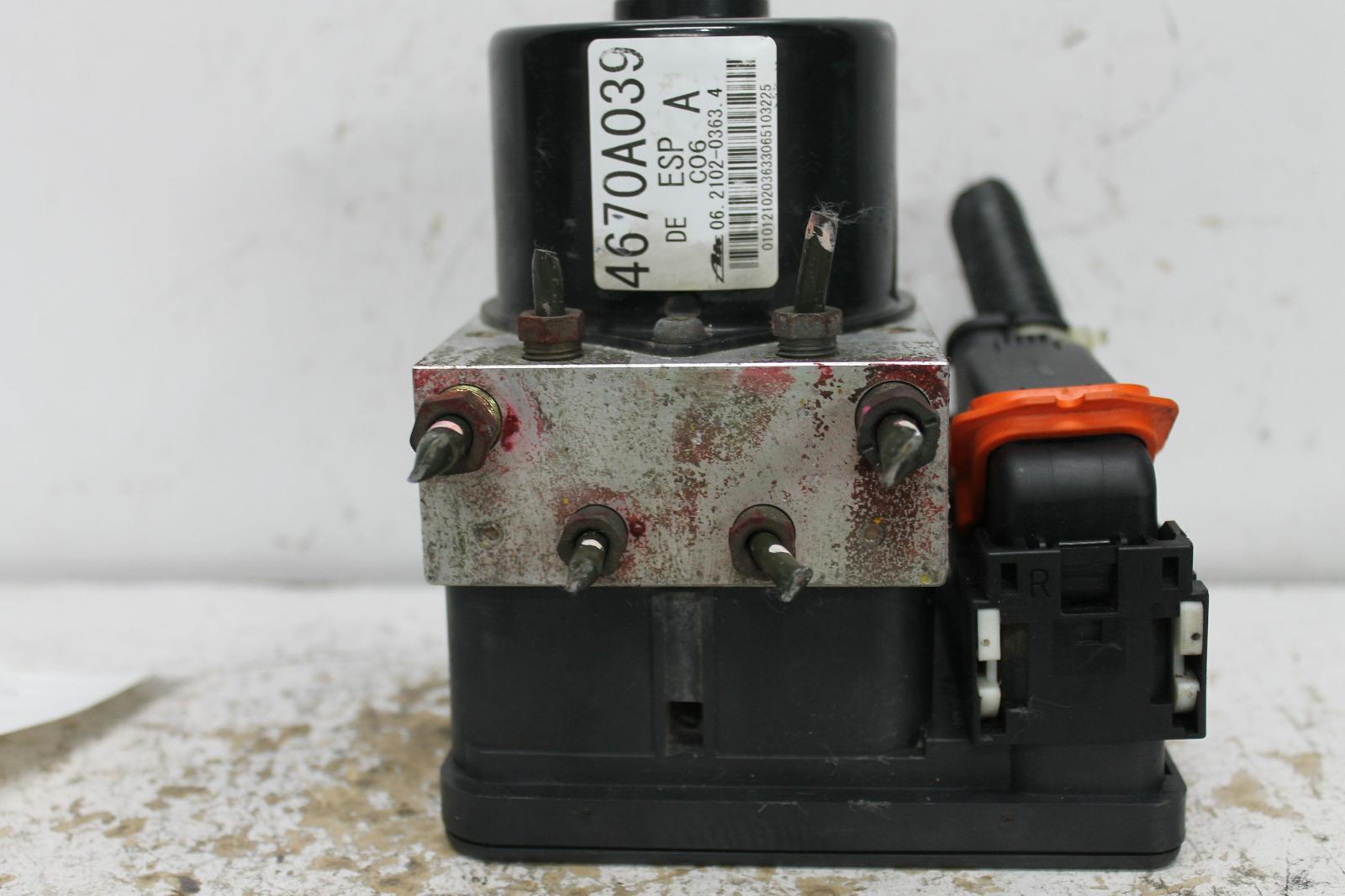 Used Mitsubishi, Outlander Abs Pump/Modulator Zg 2.4 11/06 09/09 2006 – image 2 - All Good Parts