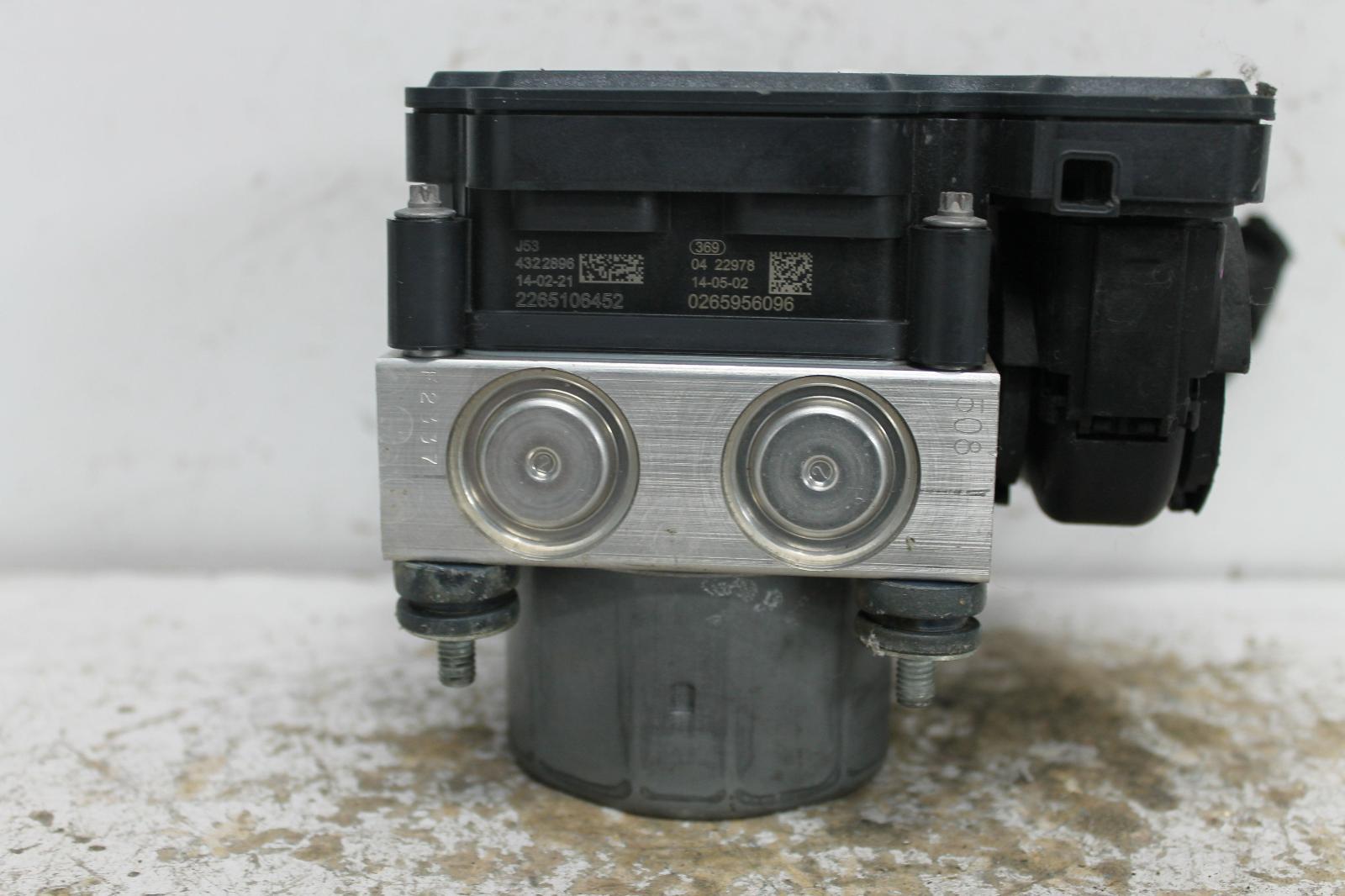 Used Nissan, Altima Abs Pump/Modulator L33 P/N 476603Td0A 11/13 12/17 2014 – image 2 - All Good Parts