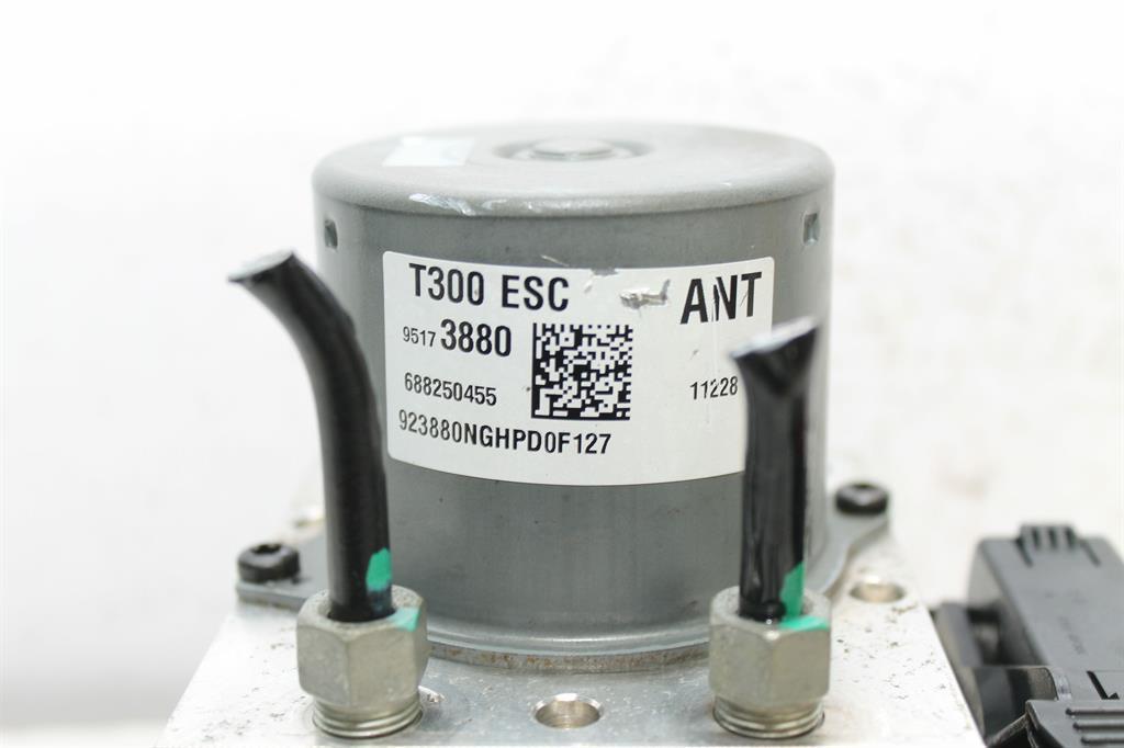 Used Holden, Barina Abs Pump/Modulator Tm 09/11 12/18 2012 – image 3 - All Good Parts