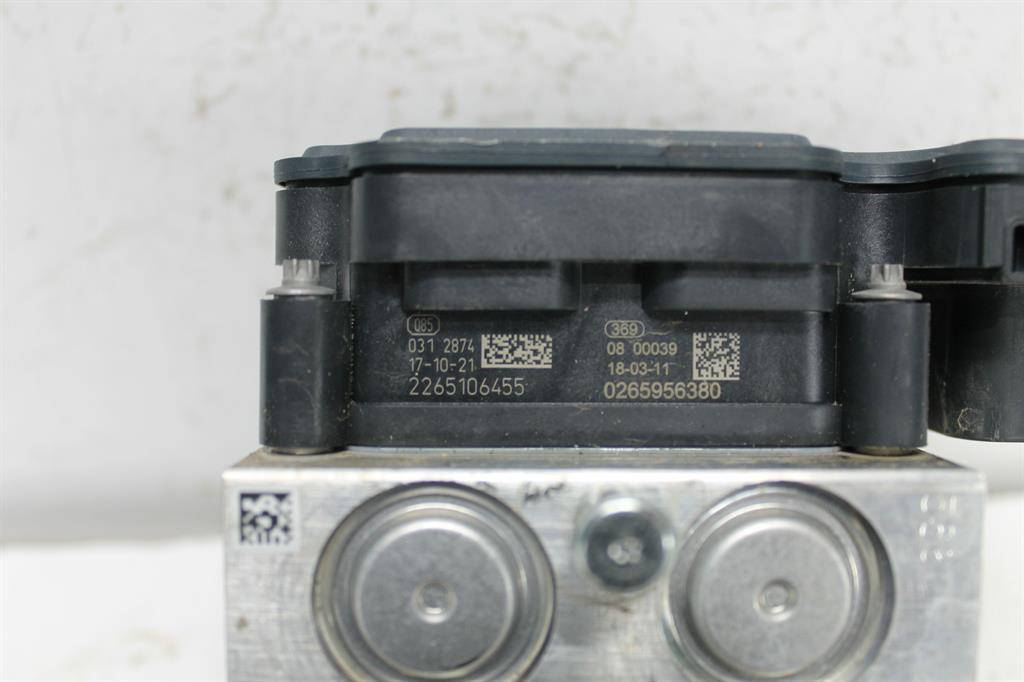 Used LDV, T60 Abs Pump/Modulator Sk8C 07/17 2018 – image 2 - All Good Parts