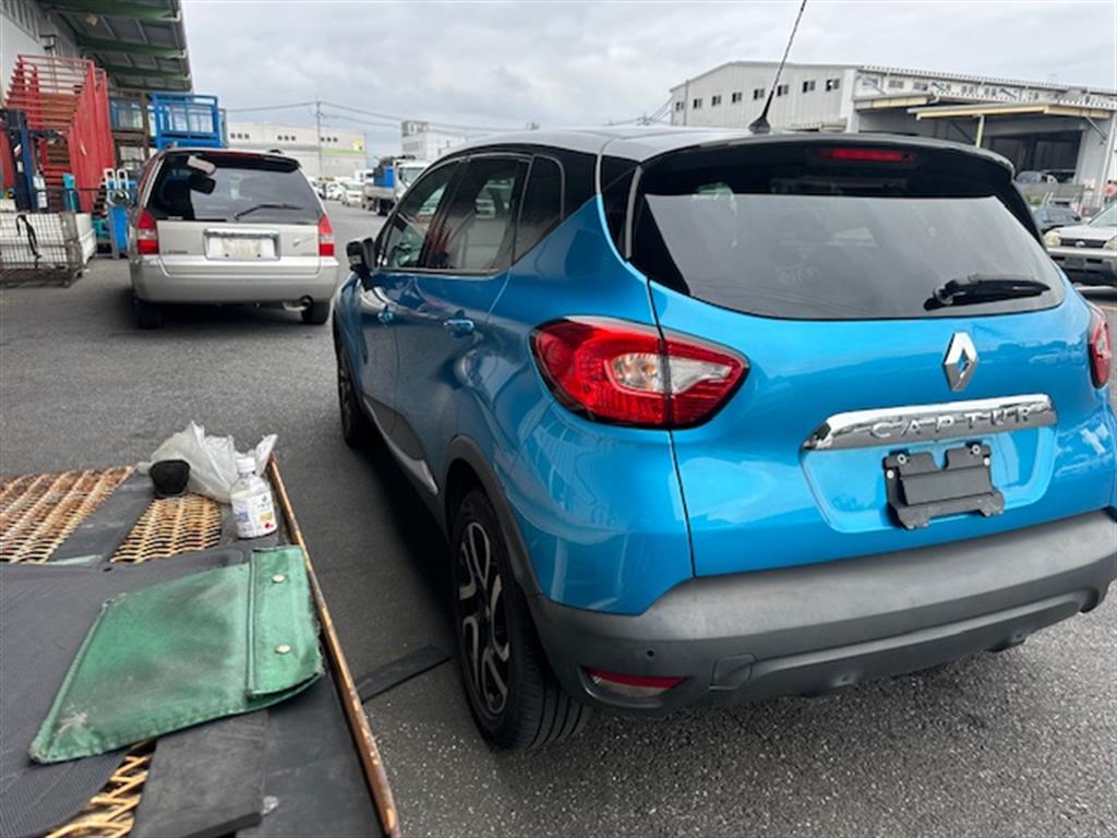 Used Renault, Captur, Front Bumper Bumper Bar (2 Piece), J87, 08/14-05/17 2014 – image 4 - All Good Parts