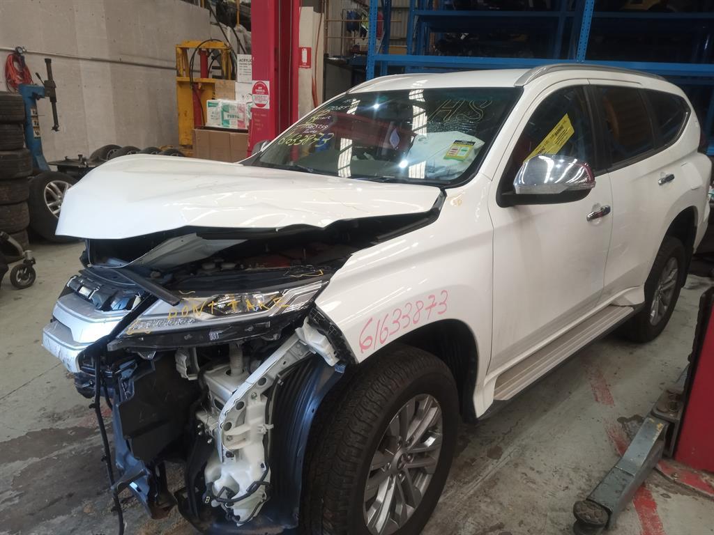 Used Mitsubishi, Pajero, Sun Visor Pajero Sport, Qf, Pair, 11/19- 2022 – image 2 - All Good Parts