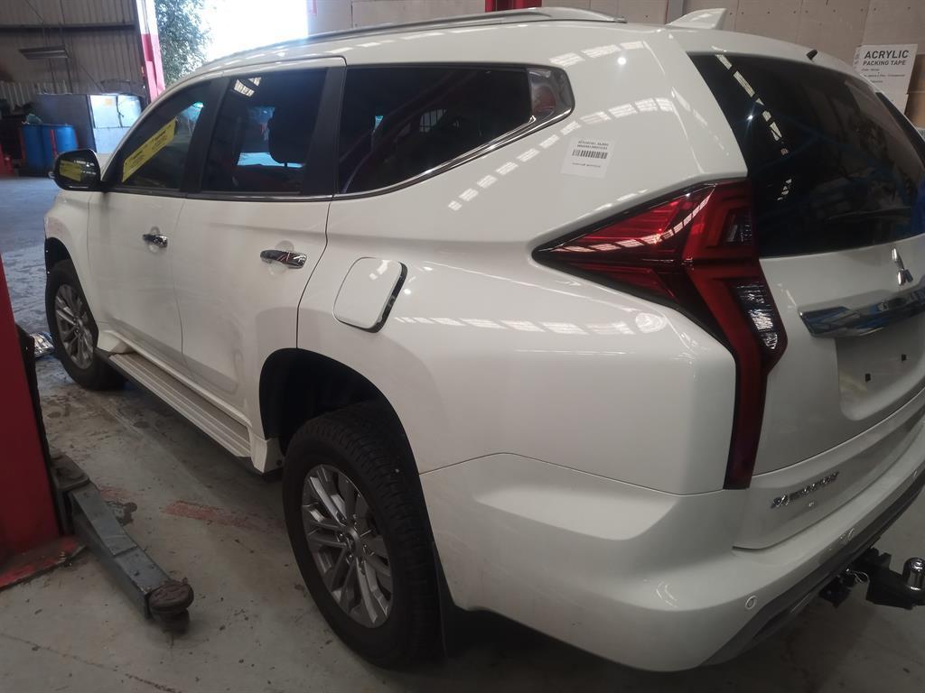 Used Mitsubishi, Pajero, Sun Visor Pajero Sport, Qf, Pair, 11/19- 2022 – image 3 - All Good Parts