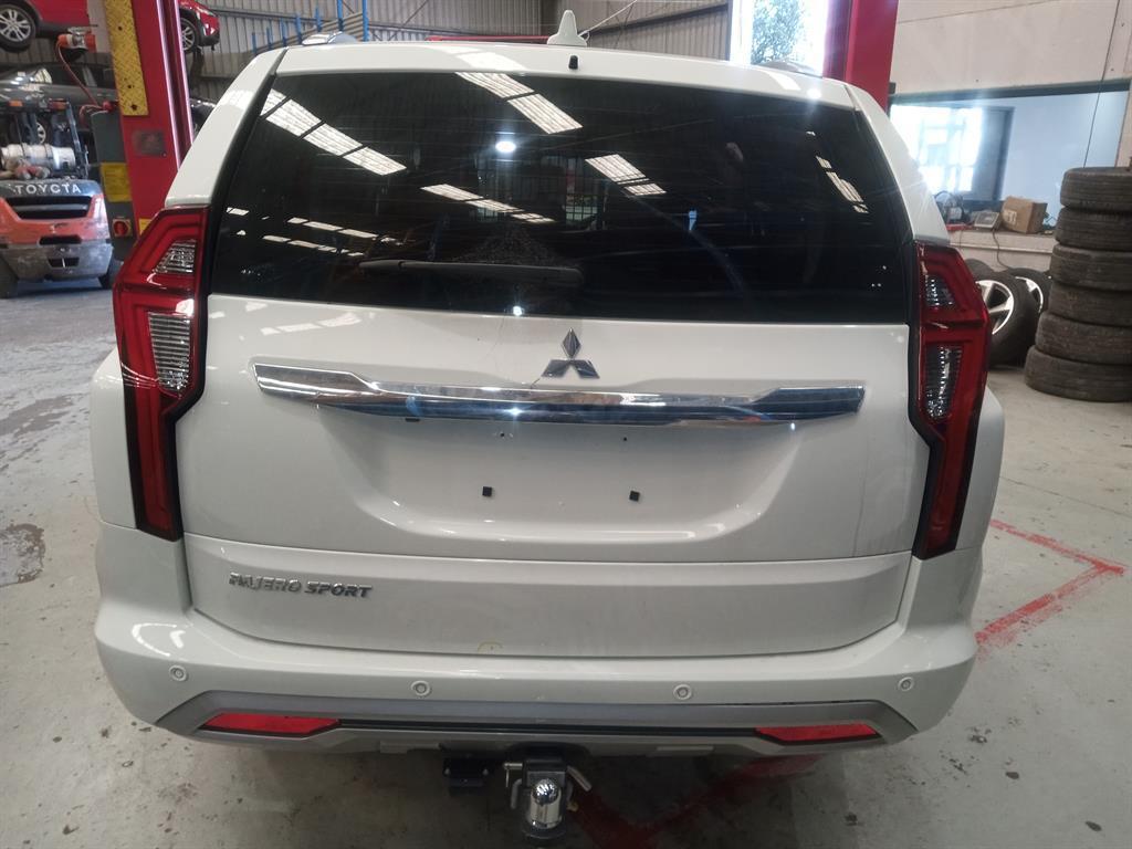 Used Mitsubishi, Pajero, Sun Visor Pajero Sport, Qf, Pair, 11/19- 2022 – image 4 - All Good Parts