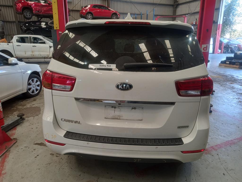 Used Kia Carnival 2017 – image 4 - All Good Parts