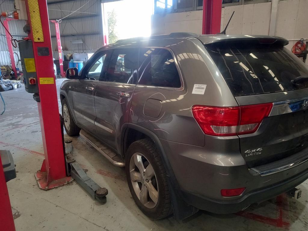 Used Jeep Grandcherokee 2012 – image 3 - All Good Parts