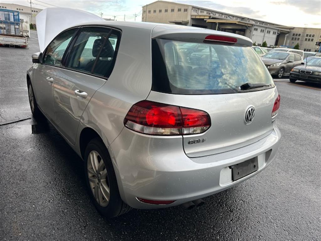 Volkswagen, Golf Bonnet Gen 6 10/08 01/16