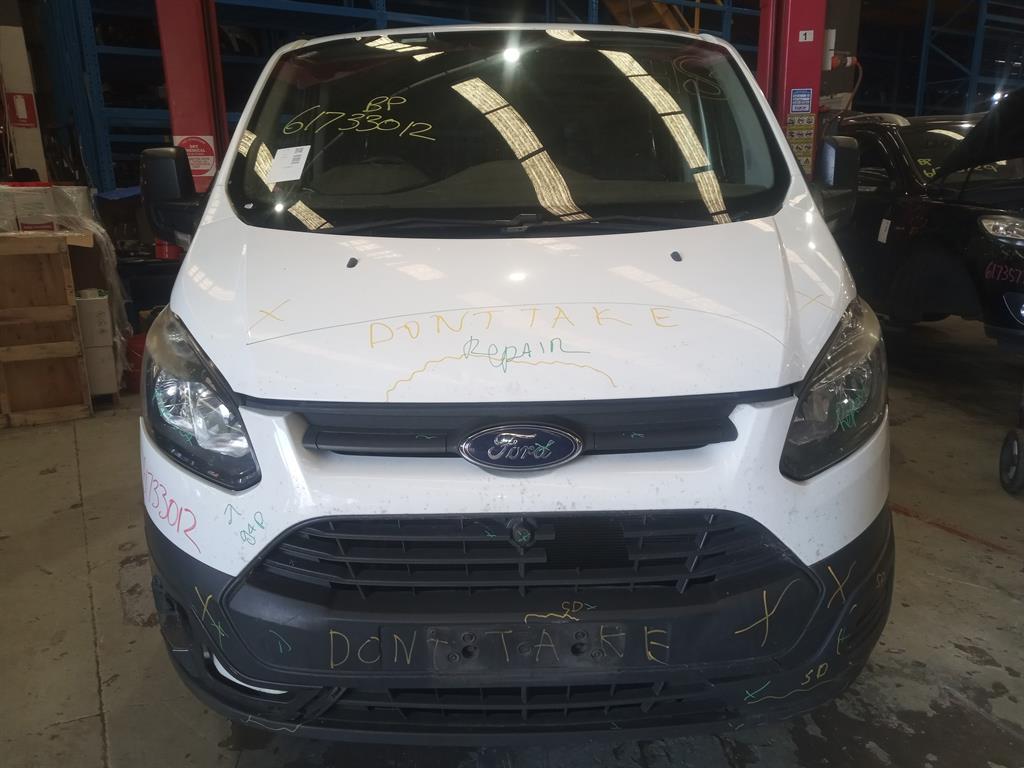 Used Ford Transit Custom 2015 – main images - All Good Parts