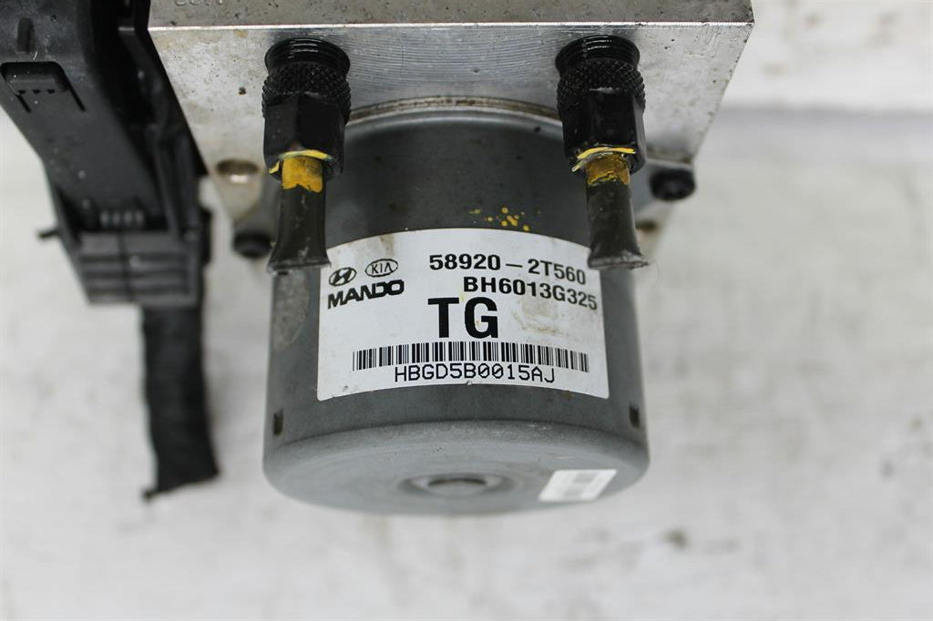 Used Kia, Optima Abs Pump/Modulator Tf 01/11 08/13 2012 – image 2 - All Good Parts