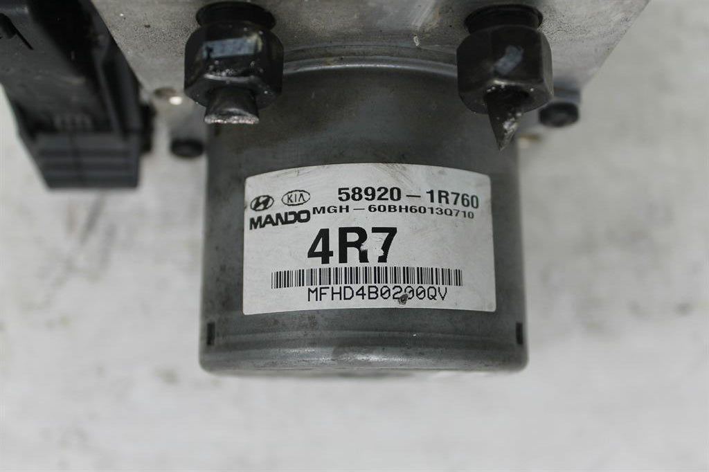 Used Hyundai, Accent Abs Pump/Modulator Rb P/N 589201R760 03/13 12/19 2017 – image 2 - All Good Parts