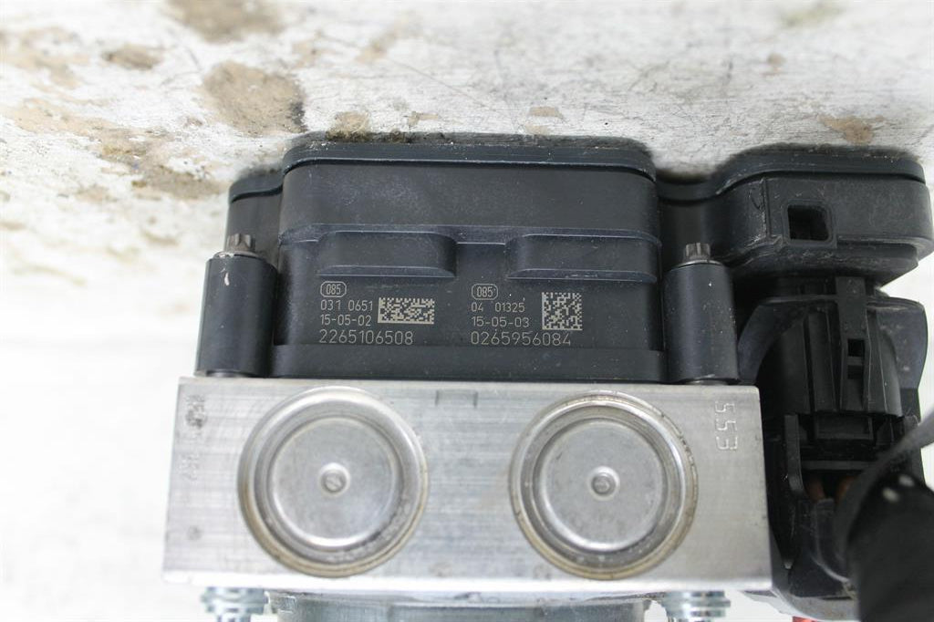 Used Volkswagen, Polo Abs Pump/Modulator 6R P/N 6C0614517G 05/14 09/17 2016 – image 2 - All Good Parts