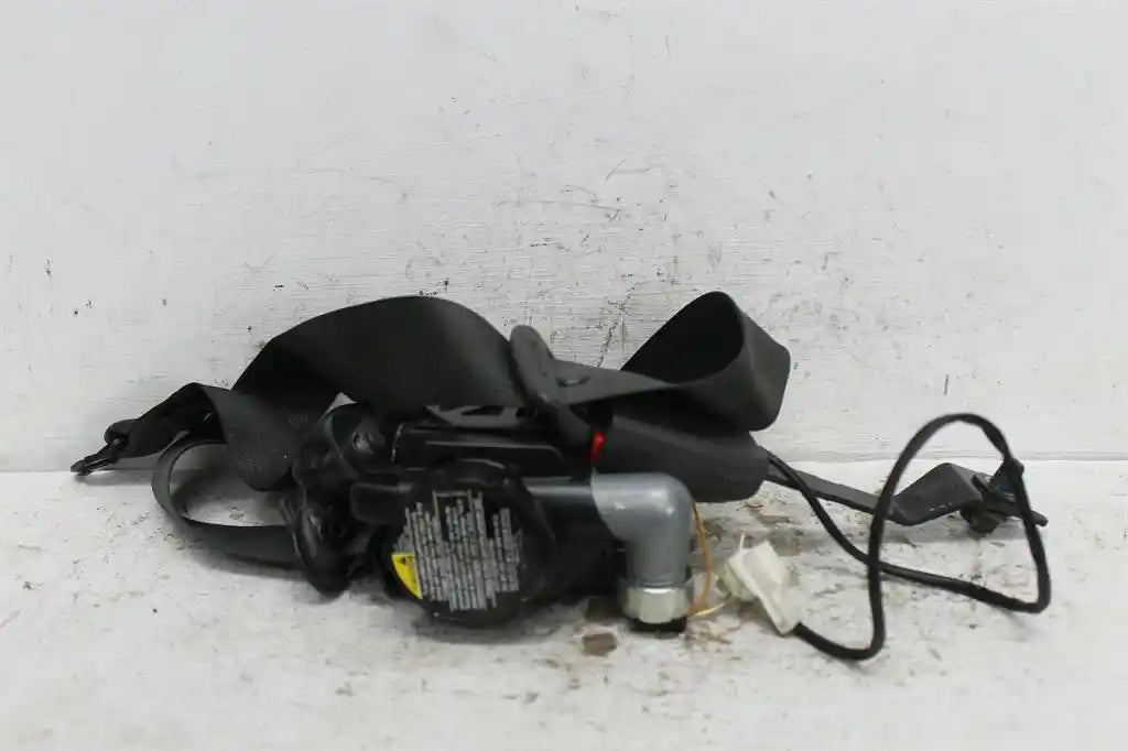 Used Holden, Barina Seat Belt Lh Front Assy (Belt And Stalk) Spark Mj (Vin Kl3M...) 10/10 11/13 2011 – image 1 - All Good Parts