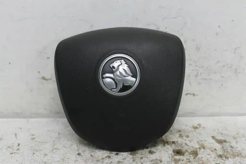 Used Holden, Barina Right Airbag Steering Wheel Spark Mj (Vin Kl3M...) 10/10 06/13 2011 – image 1 - All Good Parts