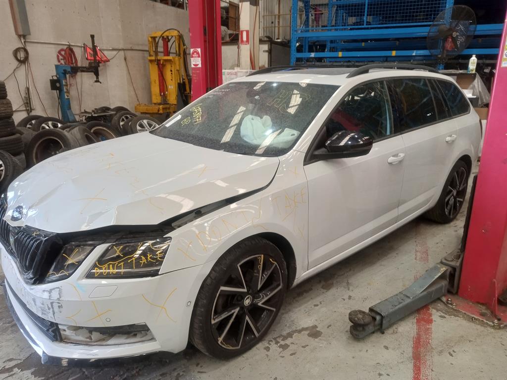 Used Skoda, Octavia Engine Petrol, 1.4, Turbo, Ne, Czda Code, 11/13-09/20 J41513 2019 – image 2 - All Good Parts