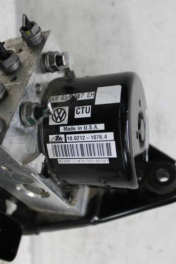 Used Volkswagen, Jetta Abs Pump/Modulator 1B P/N 1K0614517Eh 02/11 12/17 2015 – image 2 - All Good Parts