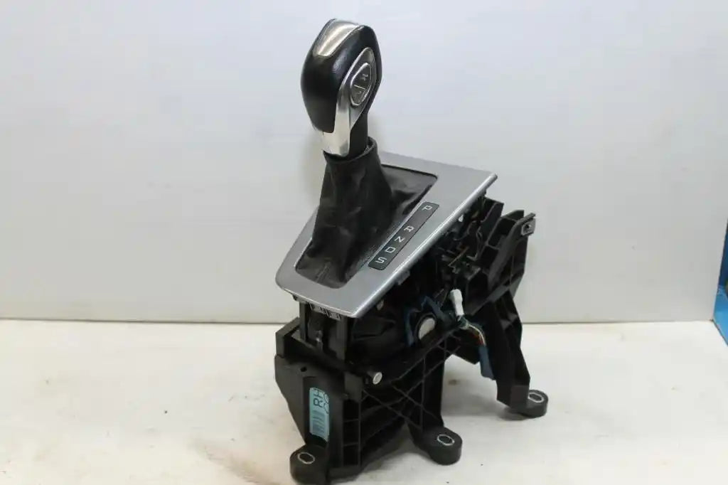 Used Ford, Focus Gear Stick/Shifter Auto T/M Diesel/Petrol Lw 05/11 08/15 2011 – image 2 - All Good Parts