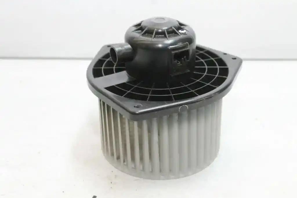 Used Mitsubishi, Outlander Heater Fan Motor Zj-Zk, 10/12-07/16 J7612 2014 – main images - All Good Parts