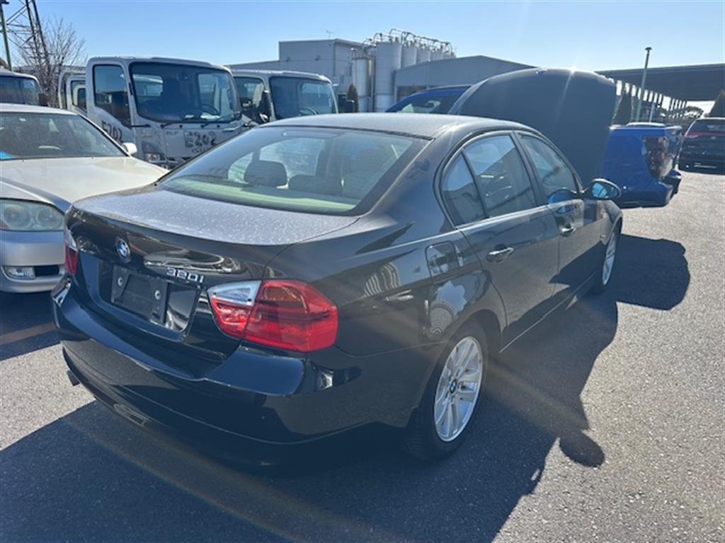 Used Bmw, 3 Series Left Guard E90/E91, Sedan/Wagon, Std Type, 03/05-04/12 2005 – image 4 - All Good Parts