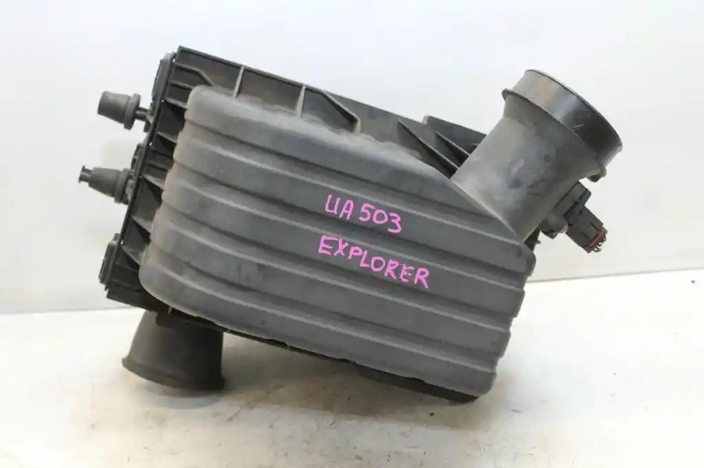 Used Ford, Explorer Air Cleaner/Box Ut-Uz, 4.0, Petrol, 10/01-08/05 L1378 2005 – main images - All Good Parts