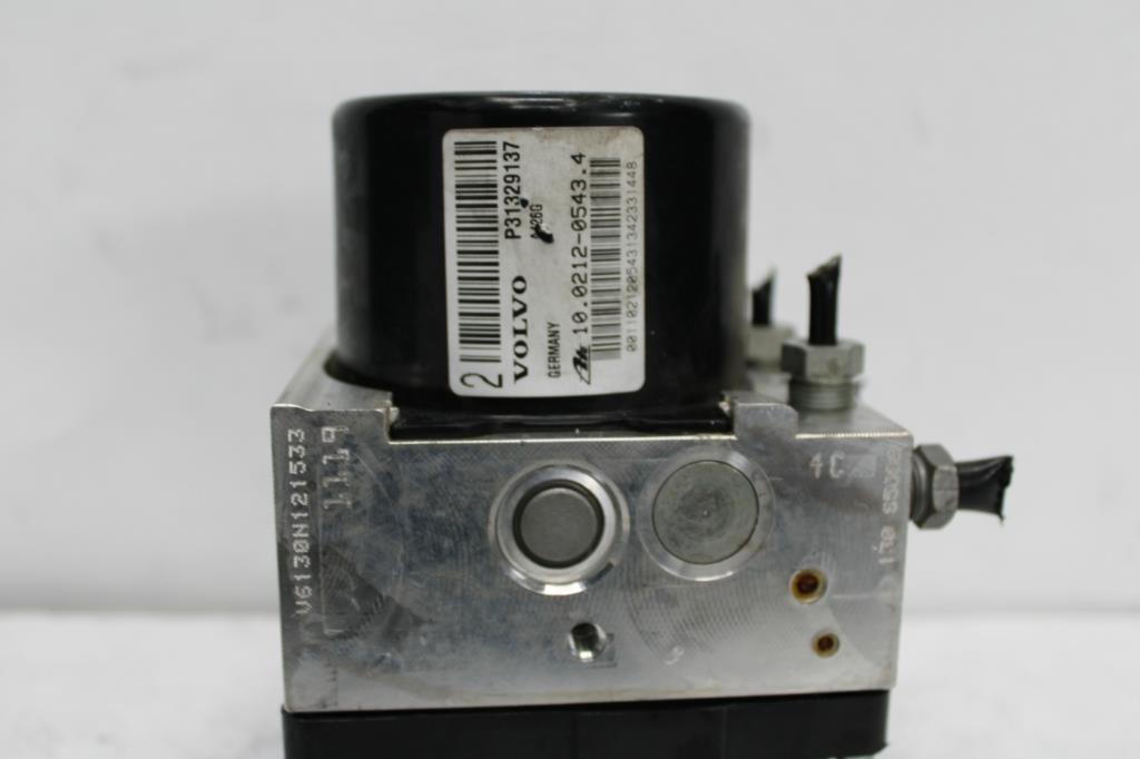 Used Volvo, S60/V60 Abs Pump/Modulator Mk2, 12/10-12/18 J99860 2012 – image 2 - All Good Parts