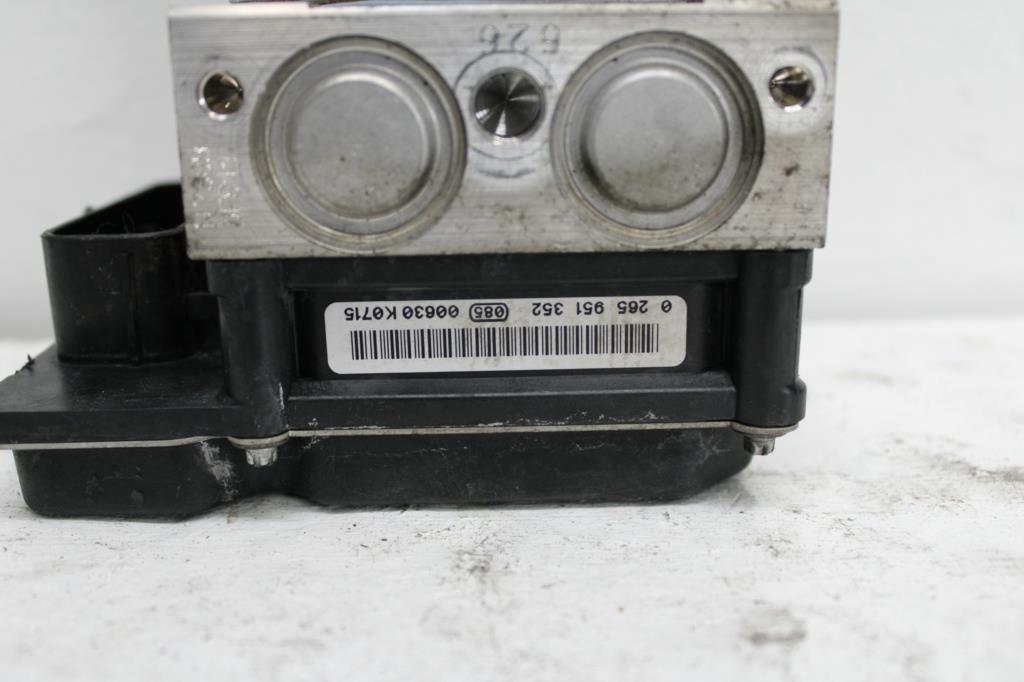 Used Mercedes, B Class Abs Pump/Modulator W245, On Alloy P/N A0064316712, 11/05-02/12 J11222 2010 – image 2 - All Good Parts