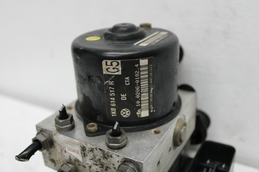 Used Volkswagen, Golf Abs Pump/Modulator Gen 5, On Motor P/N 1K0614517R, 06/04-02/09 J86494 2005 – image 2 - All Good Parts