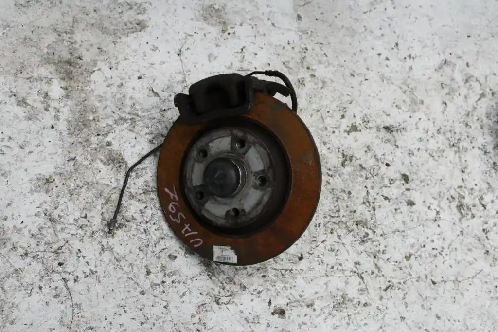 Used Renault, Kangoo Left Rear Hub Assembly X61, 10/10-02/22 1584 2011 – image 2 - All Good Parts