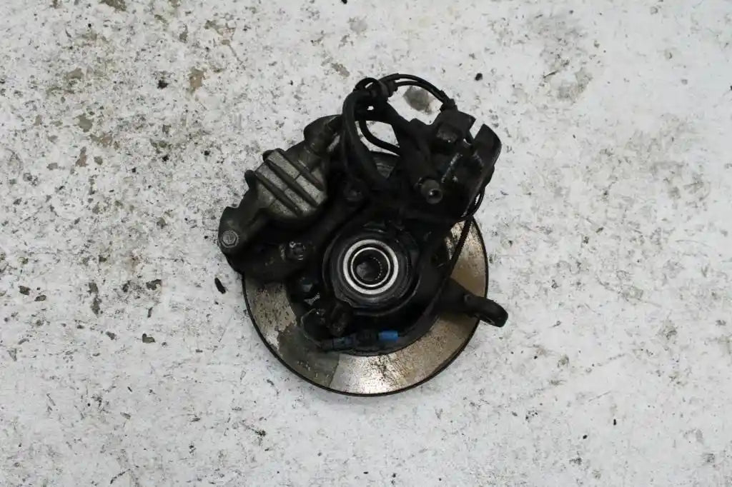 Used Citroen, DS3 Right Front Hub Assembly 09/10-12/16 1500 2012 – image 2 - All Good Parts