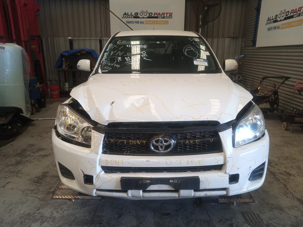 Used Toyota RAV4 2011 – main images - All Good Parts