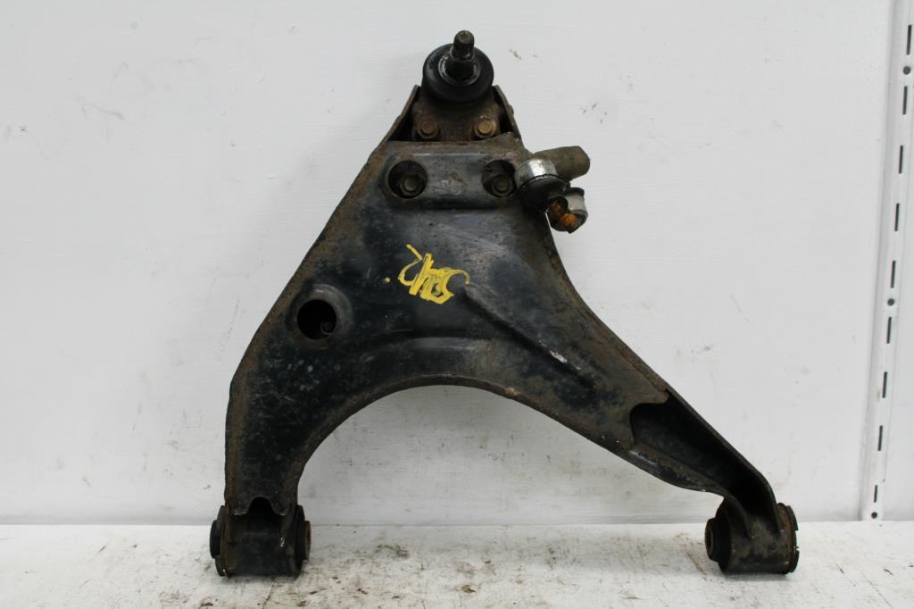 Used Mitsubishi, Delica Right Front Lower Control Arm Spacegear 90 2001 – main images - All Good Parts