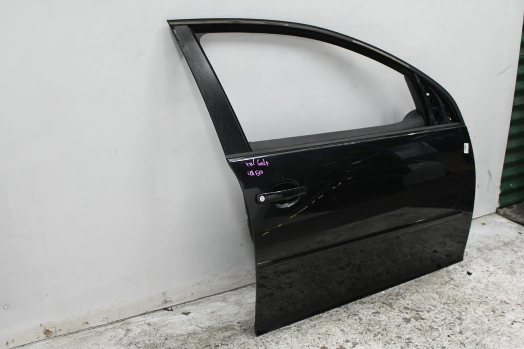 Used Volkswagen, Golf Right Front Door Gen 5 5Dr Hatch, 06/04 02/09 2008 – image 2 - All Good Parts